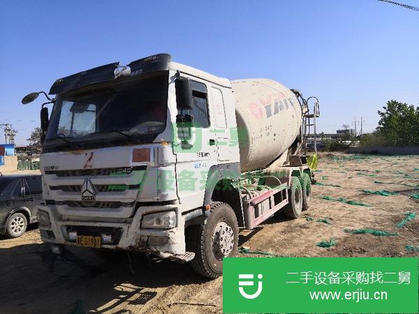 轉(zhuǎn)讓14年豪沃亞特大14方攪拌車