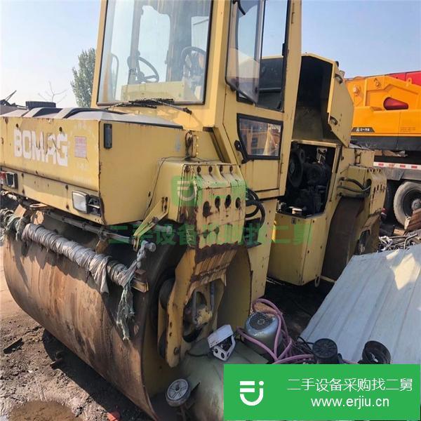 出售原裝寶馬格壓路機202