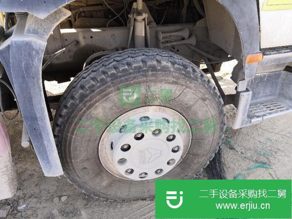 轉(zhuǎn)讓14年豪沃亞特大14方攪拌車
