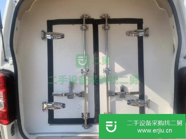 出售二手的九成新及以上的面包式冷藏車
