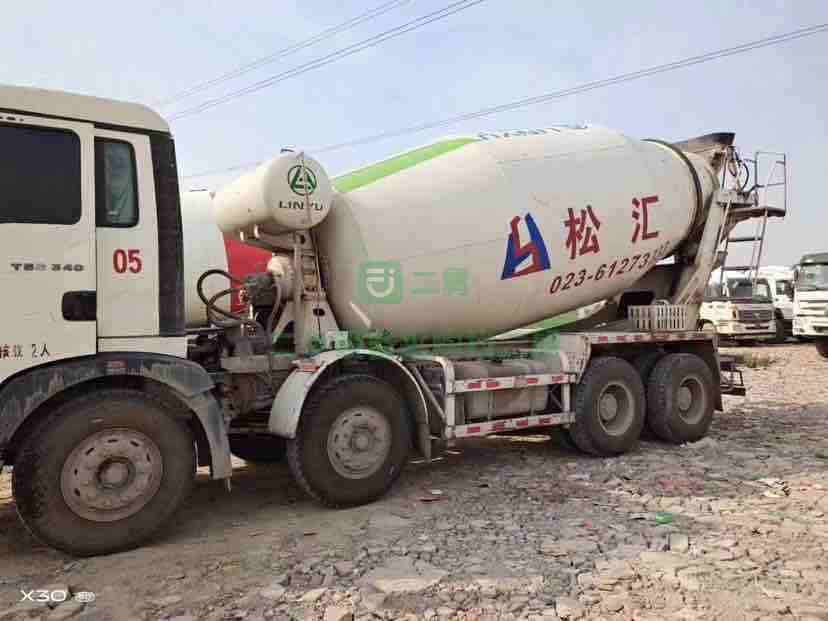 出售一批輕量化大12方攪拌車車框原版需要的聯系