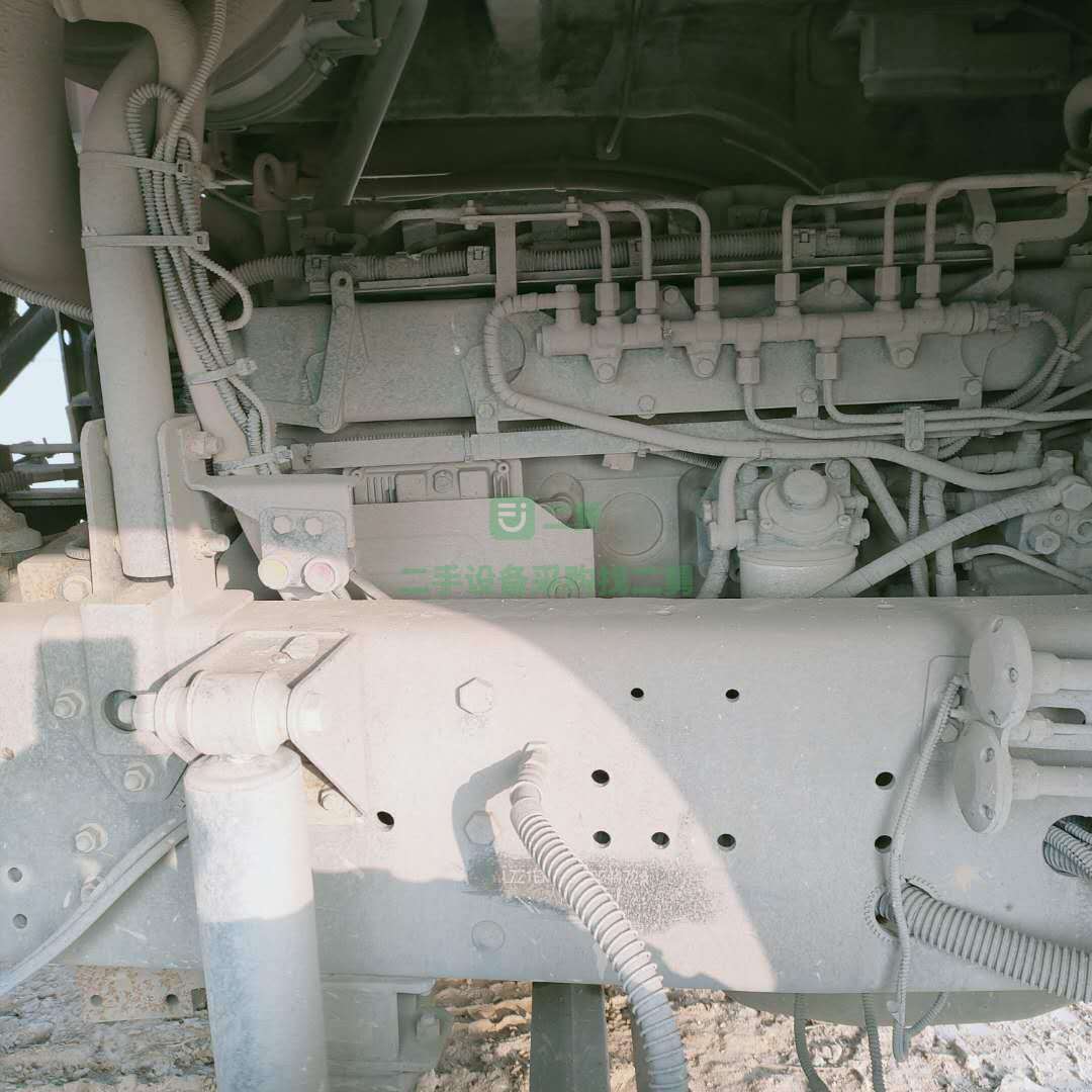 出售國五，重汽豪沃前四后八自卸車，8.2米大箱