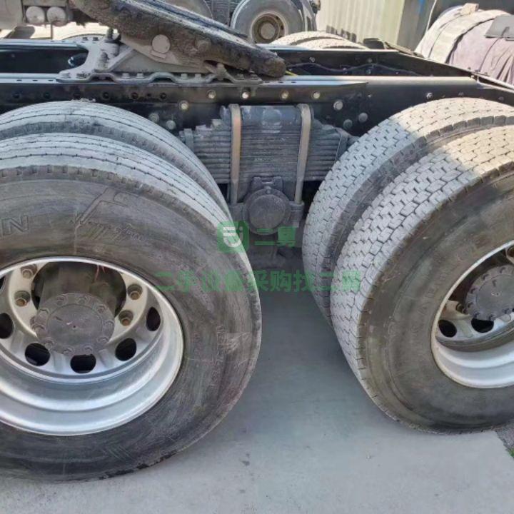 出售一汽解放J6P牽引車550馬力國五排放