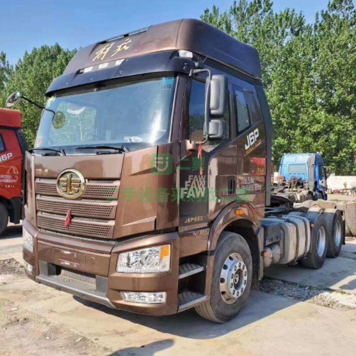 出售一汽解放J6P牽引車550馬力國五排放