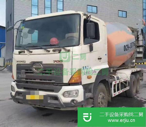 轉讓中聯廣汽日野700大10方攪拌車。