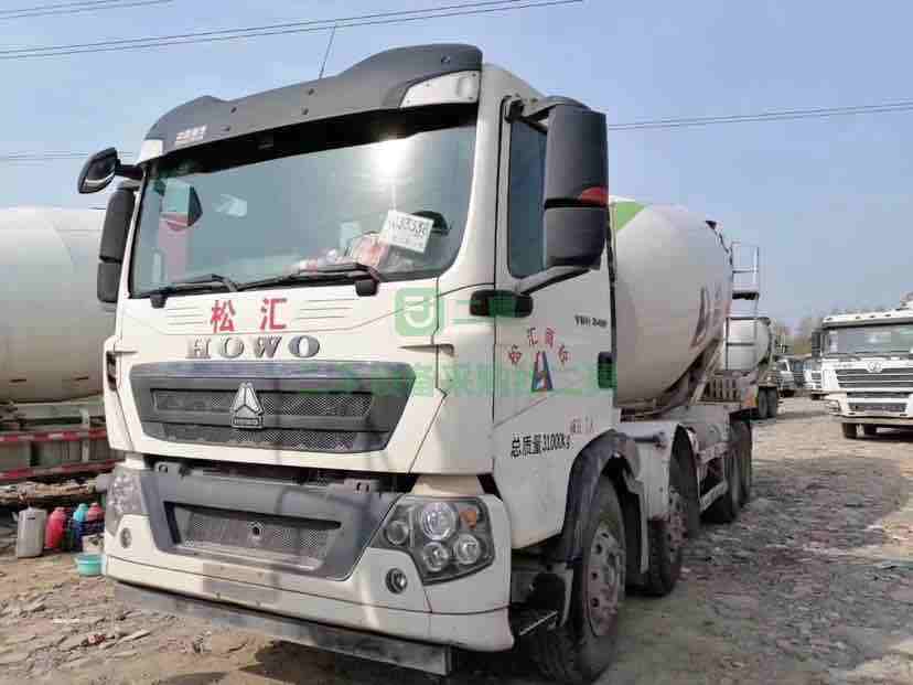 出售一批輕量化大12方攪拌車車框原版需要的聯系