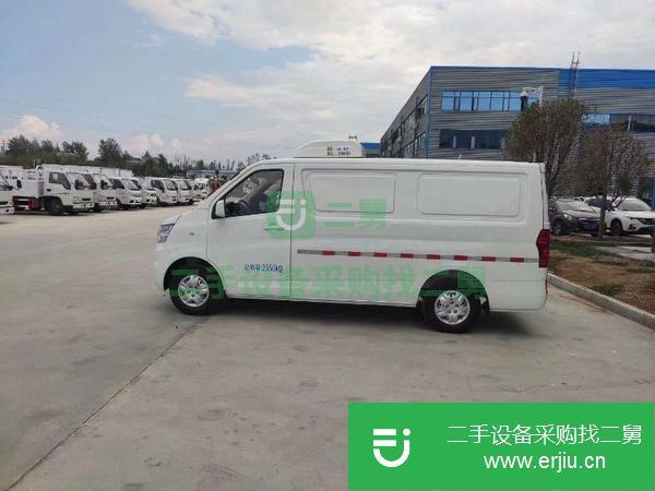 出售二手的高品質面包式瓜果蔬菜冷藏車