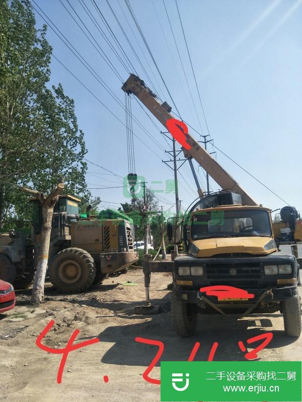 誠心轉讓柳工8噸吊車