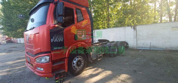 出售17年雙驅(qū)牽引車解放l6p  國(guó)五420馬力