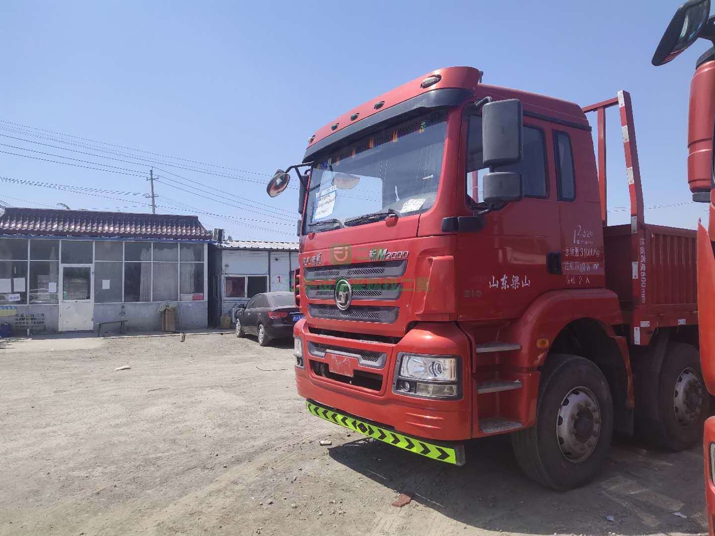 前四后八德龍平板牽引車出售