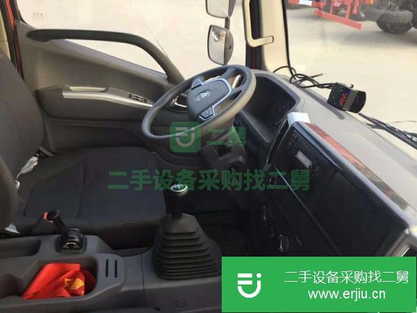 二手的6米8福田歐馬可210馬力冷藏車出售