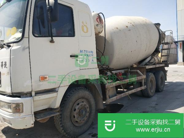 出售后10年華凌攪拌車一輛