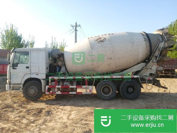 轉讓出售二手10年豪沃攪拌車