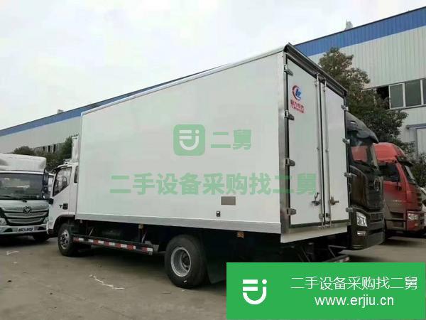 出售二手的九成新的福田歐馬可5.2米冷藏車