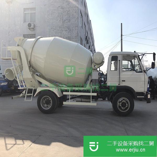 轉讓出售二手小型5方攪拌車