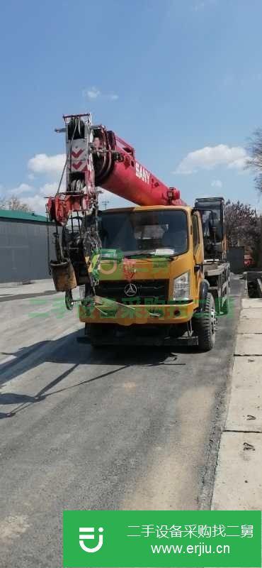 出售17年三月三一12噸吊車