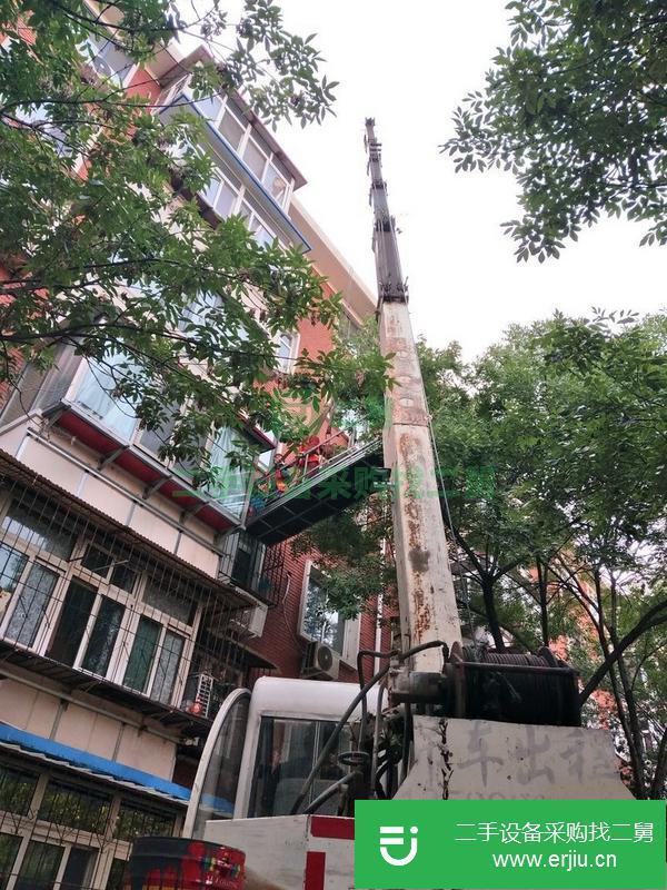 轉(zhuǎn)讓龍峰吊車8噸，識(shí)貨的看過來，油電兩用的，大臂28米，錯(cuò)過無