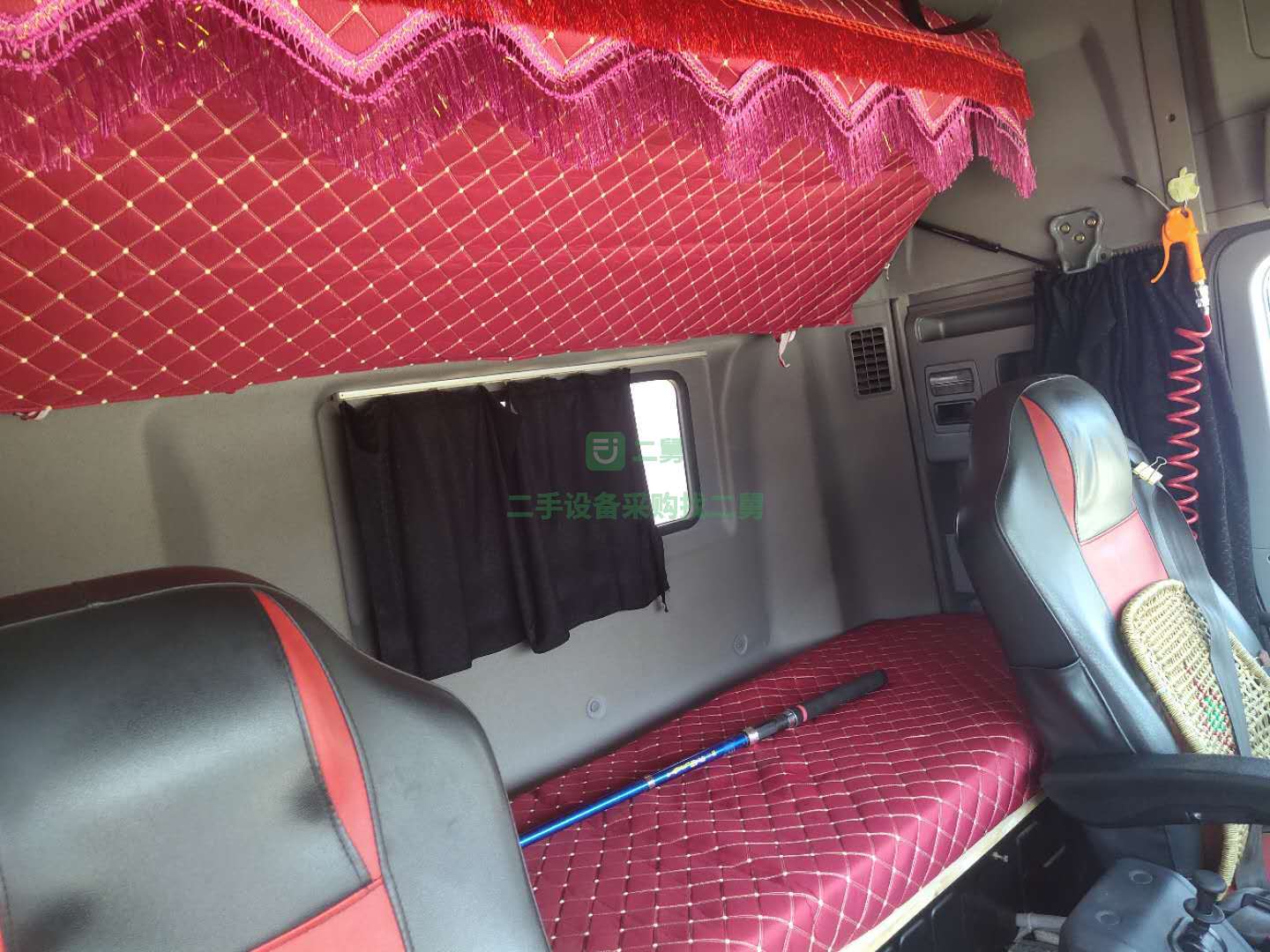 17年前四后八歐曼牽引車出售