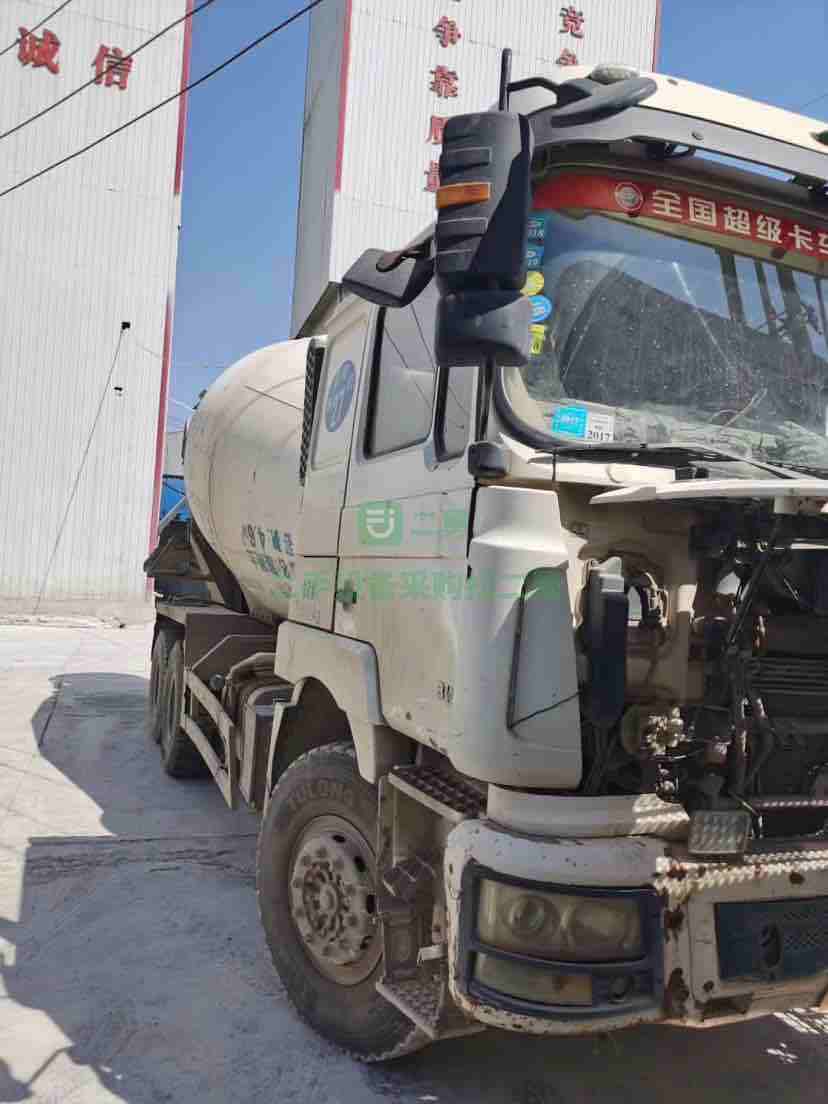 出售3臺德龍攪拌車，13年大12方，車框好，價格低