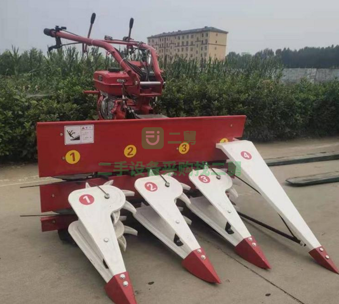 玉米秸稈收割機/汽油動力果園割草機出售