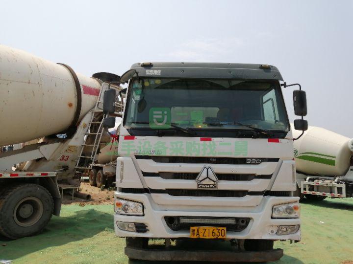 出售豪沃大20方攪拌車
