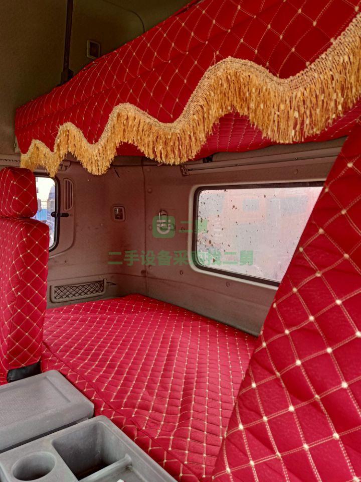 出售17年牽引車東風(fēng)商用天龍啟航版雙驅(qū)輕體國五排放420馬力可分期付款