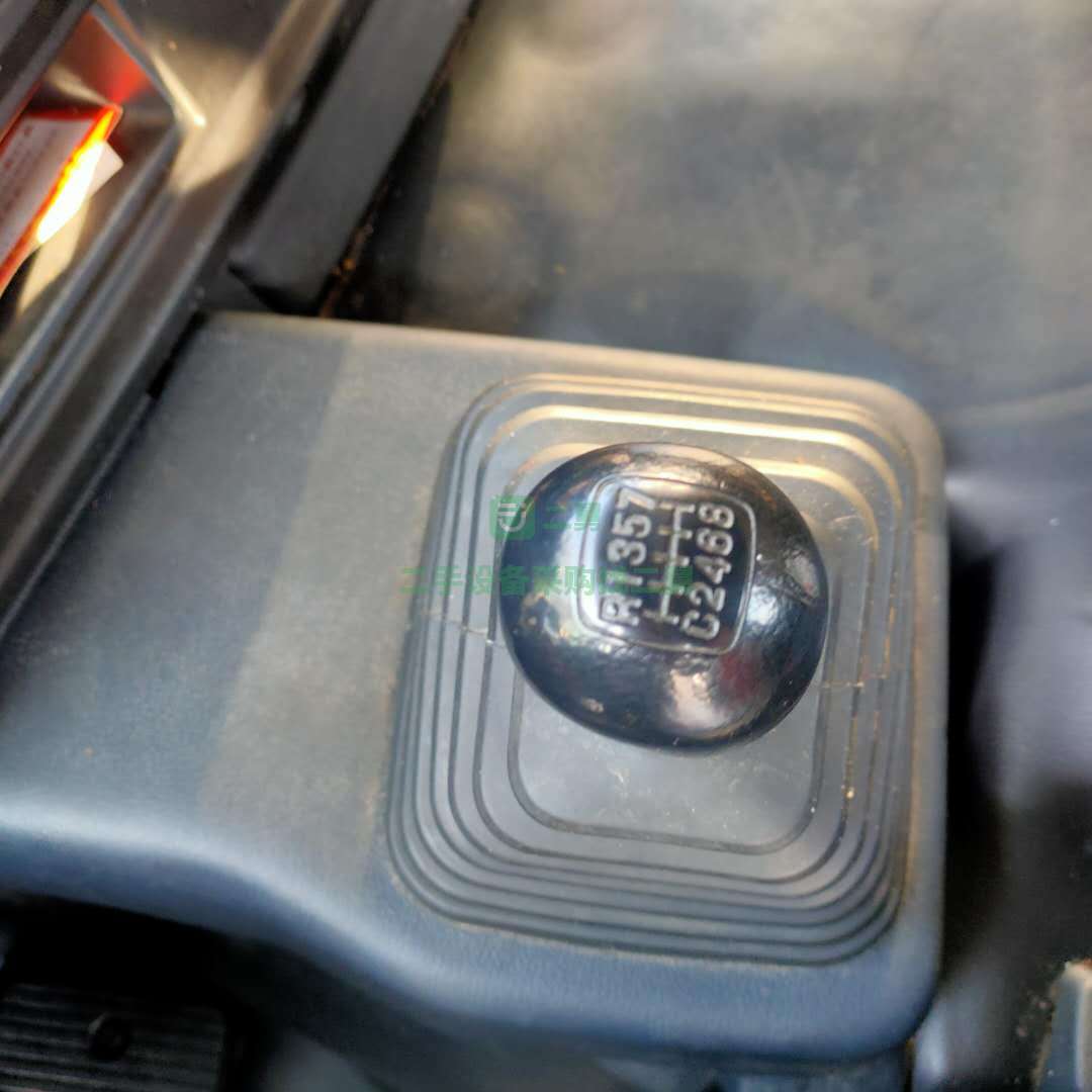 出售18年國五單驅牽引車