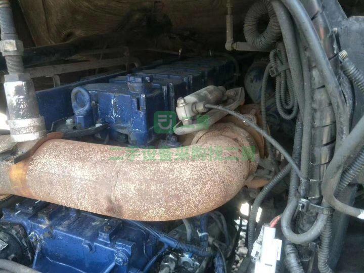 出售福田歐曼ETX430馬力維材機牽引車