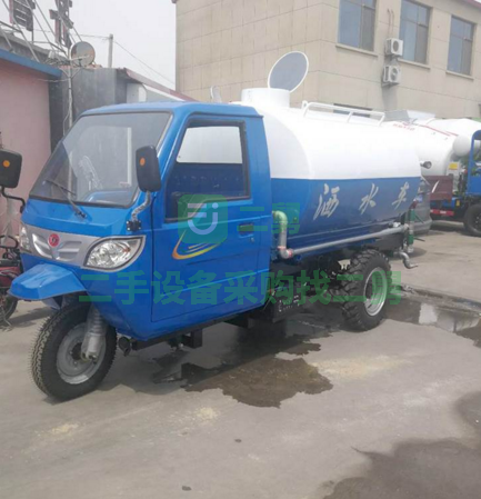 柴油三輪吸糞車柴風(fēng)柴油六輪垃圾柴油車油霧炮灑水車