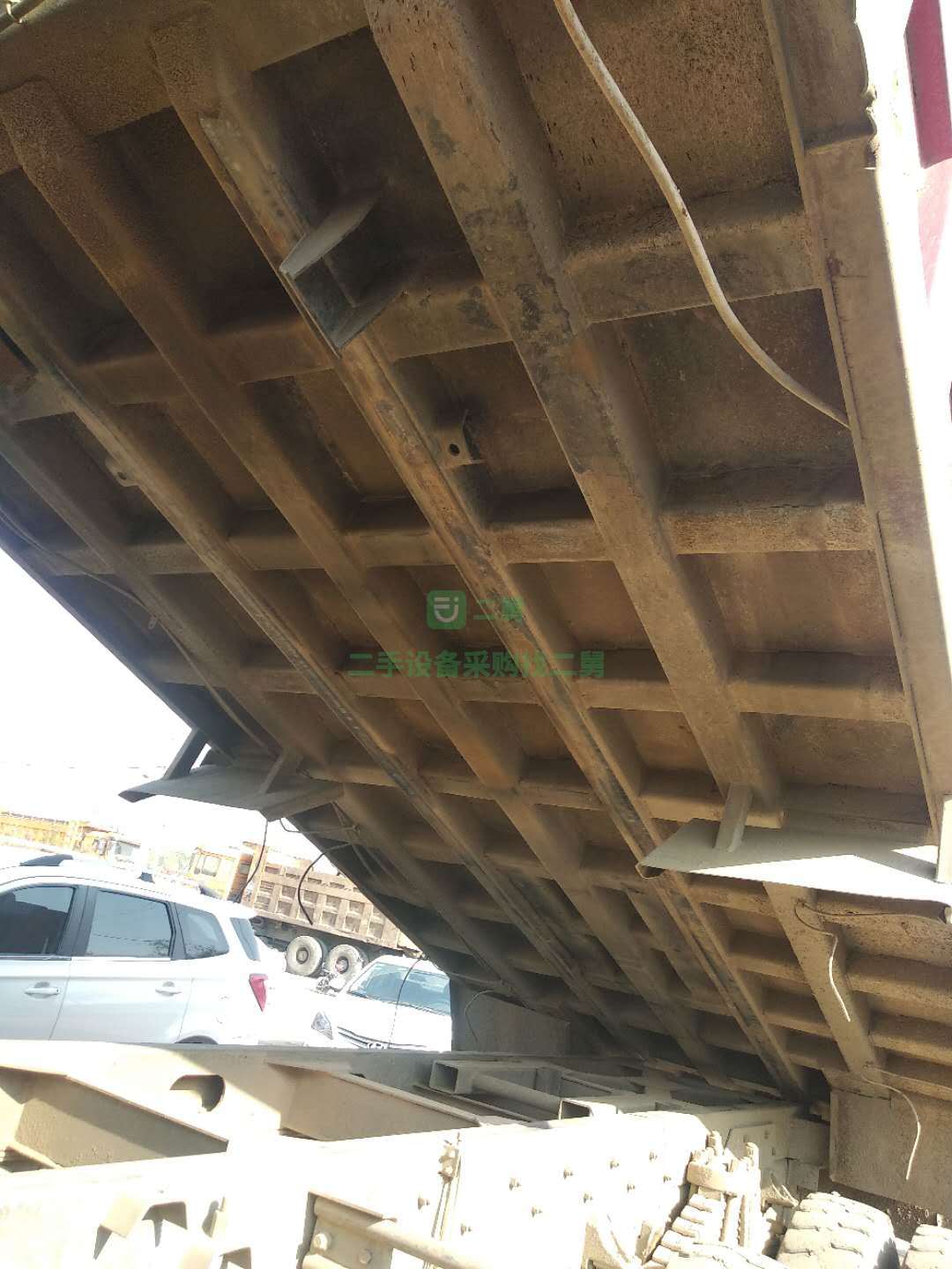 出售16年豪沃自卸車.375馬力.5.8米大箱