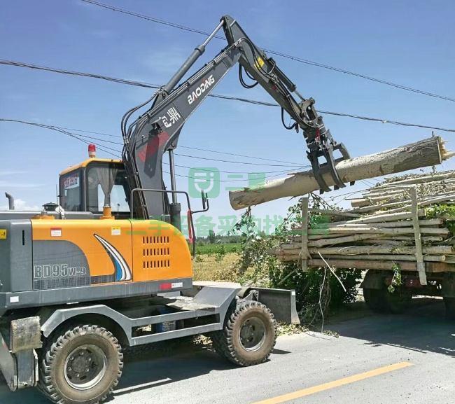 轉讓出售二手15噸四驅隨車抓木機