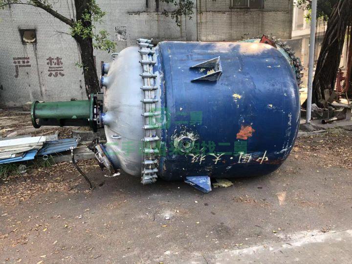 出售一批5噸搪瓷反應釜  3噸江蘇揚陽搪瓷反應釜
