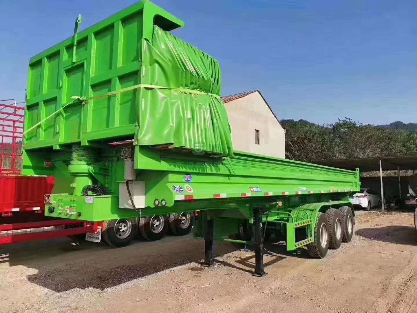出售9.5米后翻半掛車，可分期