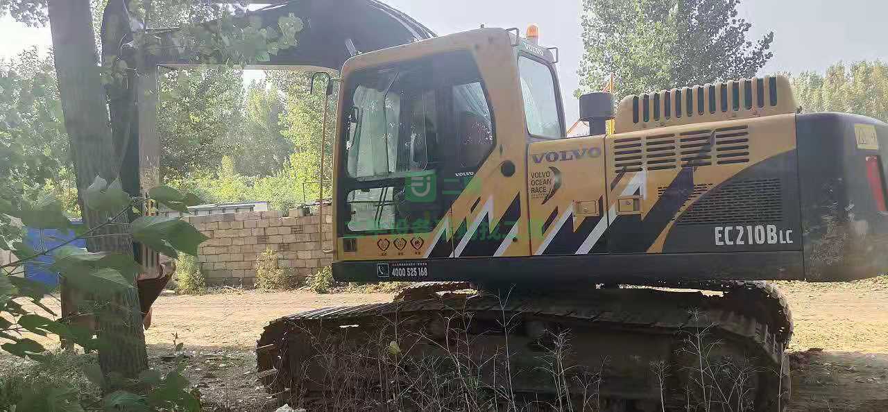 出售16年沃爾沃210等錢急售，二手挖掘機