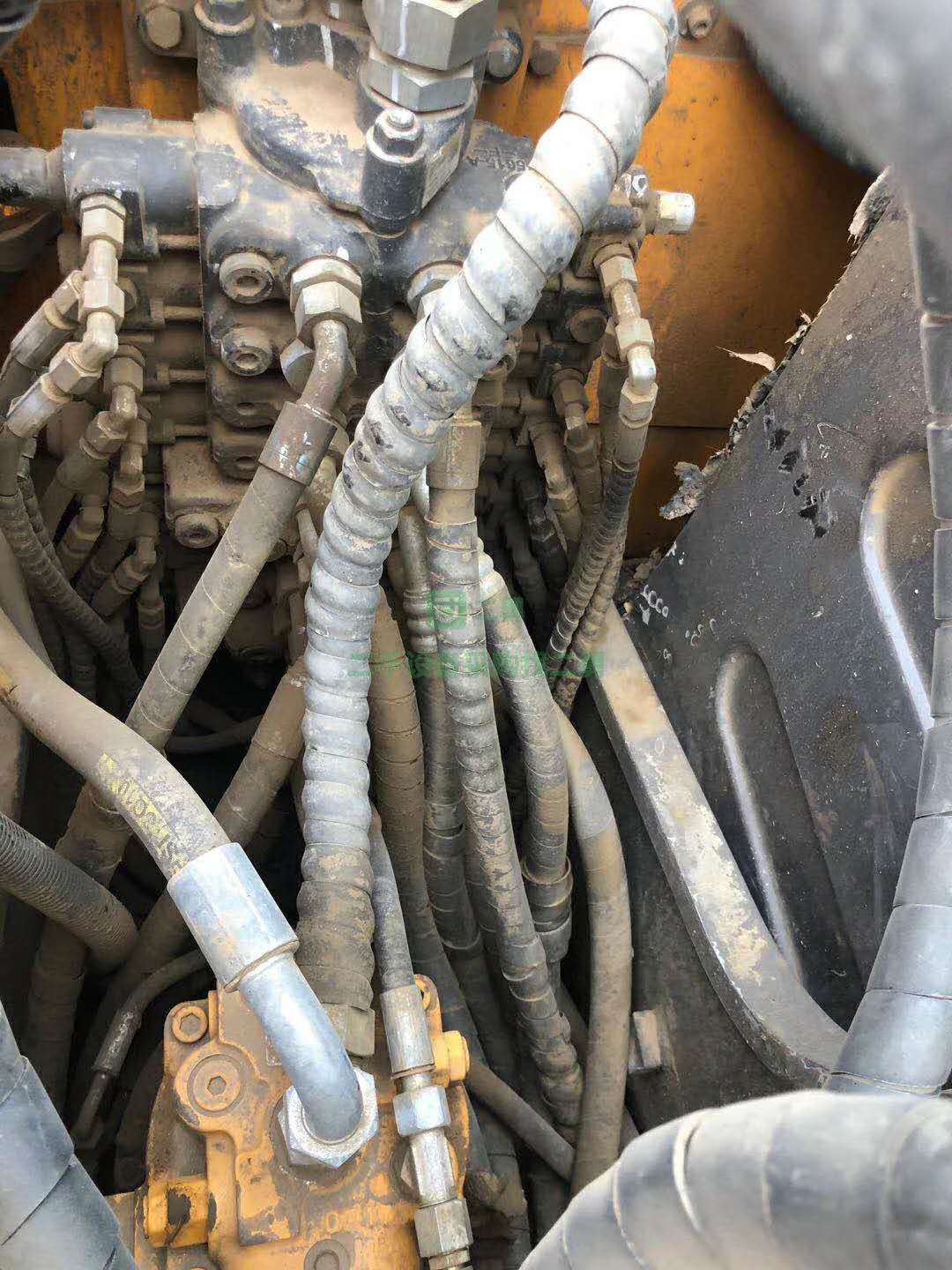 出售15年三一75-9二手挖掘機，等錢急售