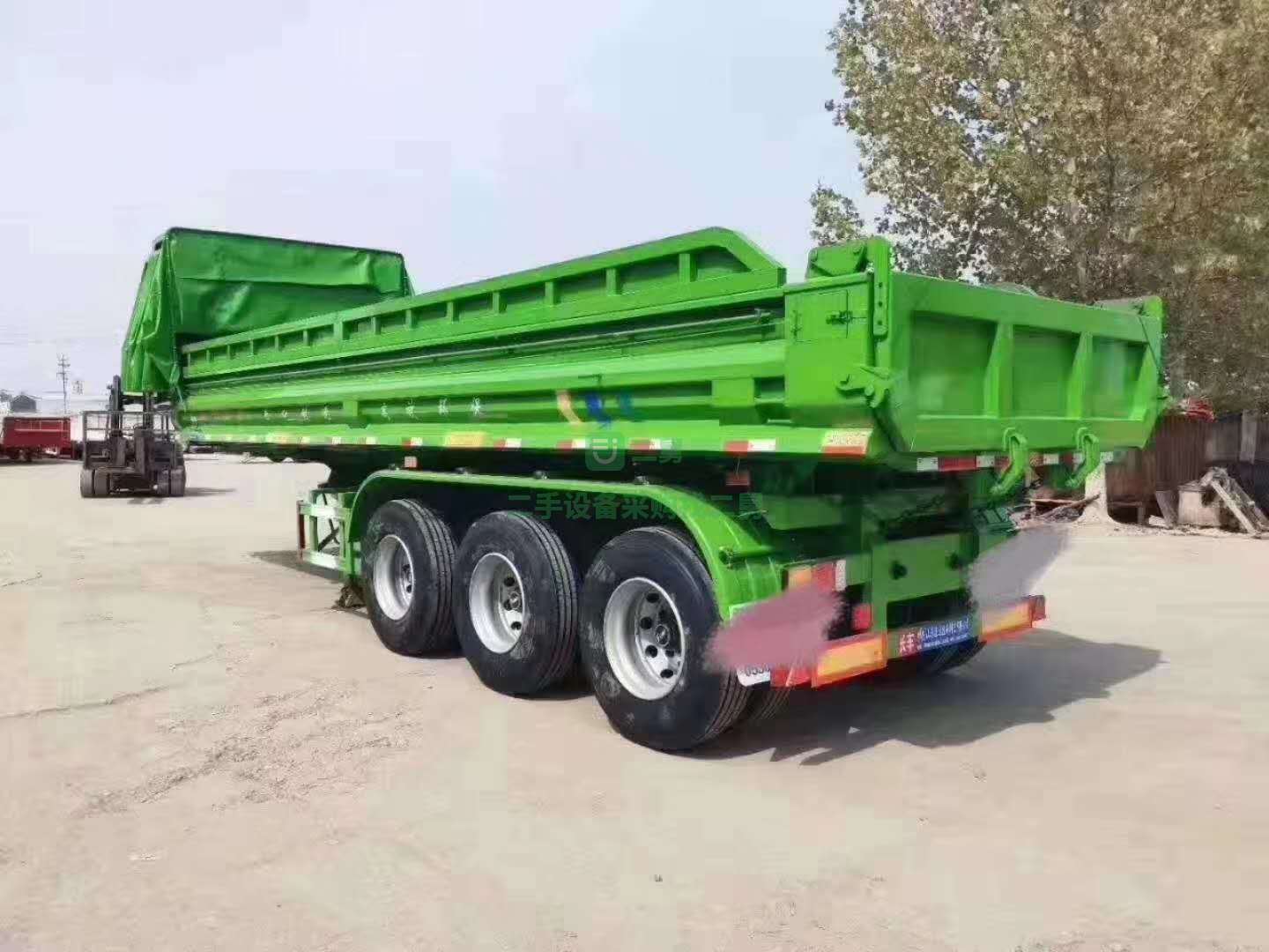 出售9.5米后翻半掛車，可分期