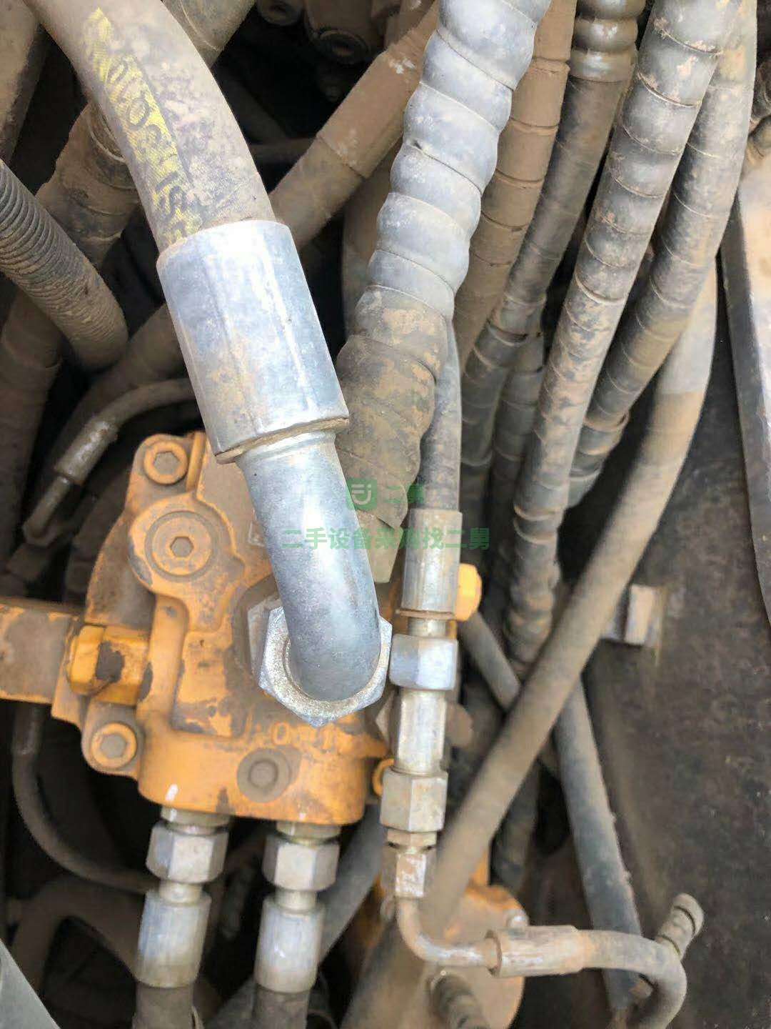 出售15年三一75-9二手挖掘機，等錢急售