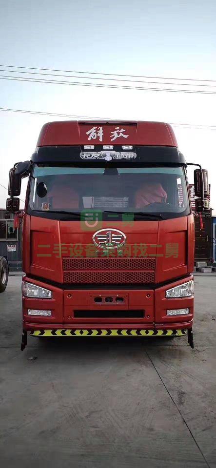 出售 精品車況17年6月國五牽引車解放j6p 雙驅錫柴發動機