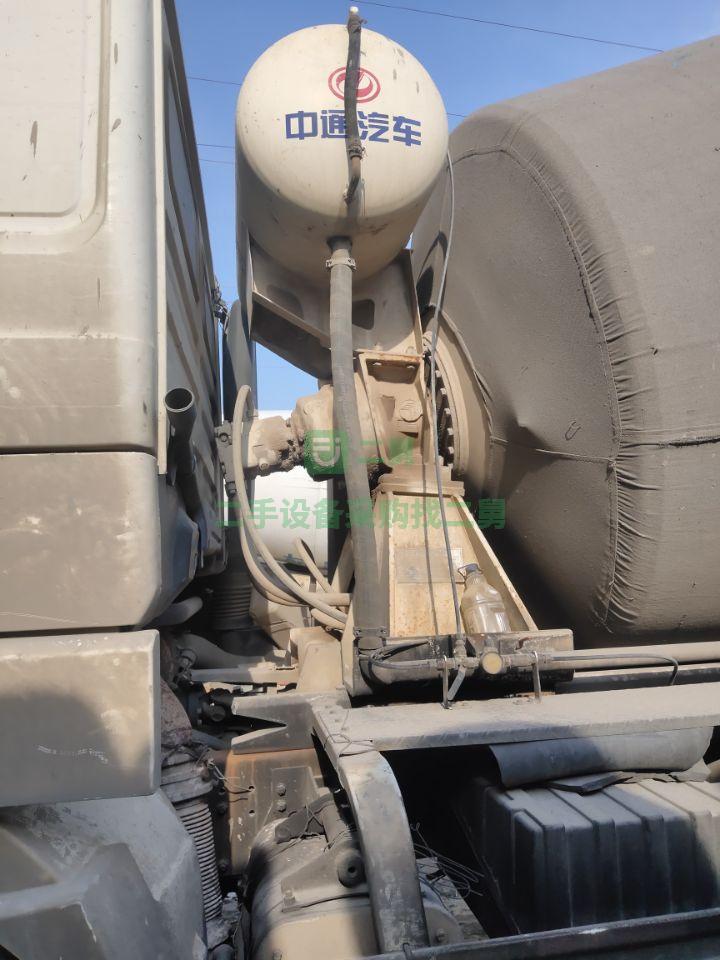 出售攪拌車陜汽德龍F3000