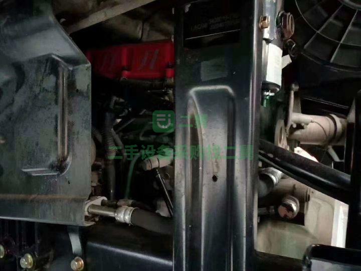 出售牽引車，一汽解放J6P460馬力國五排放