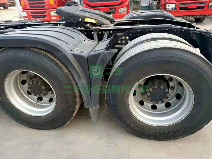 出售牽引車，一汽解放J6P460馬力國五排放