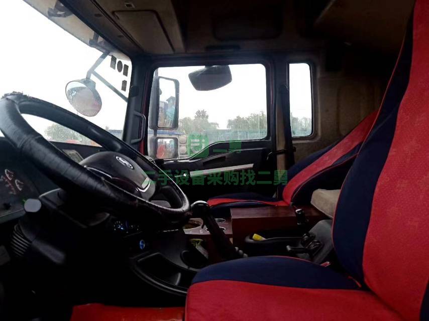 出售2019年4月德龍M3000牽引車400馬力