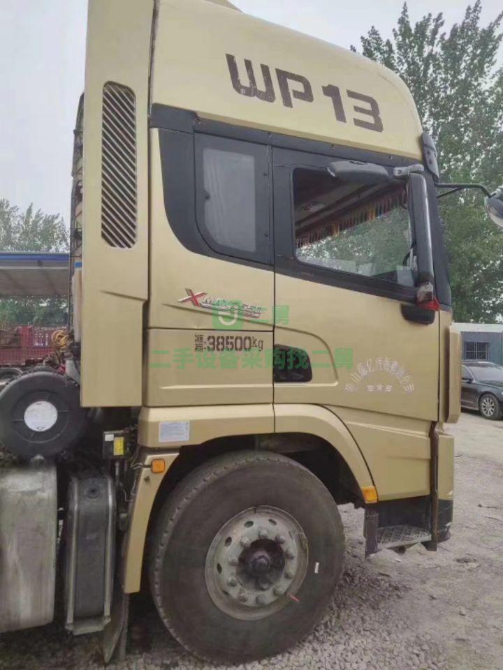 出售陜汽德龍X3000牽引車500馬力