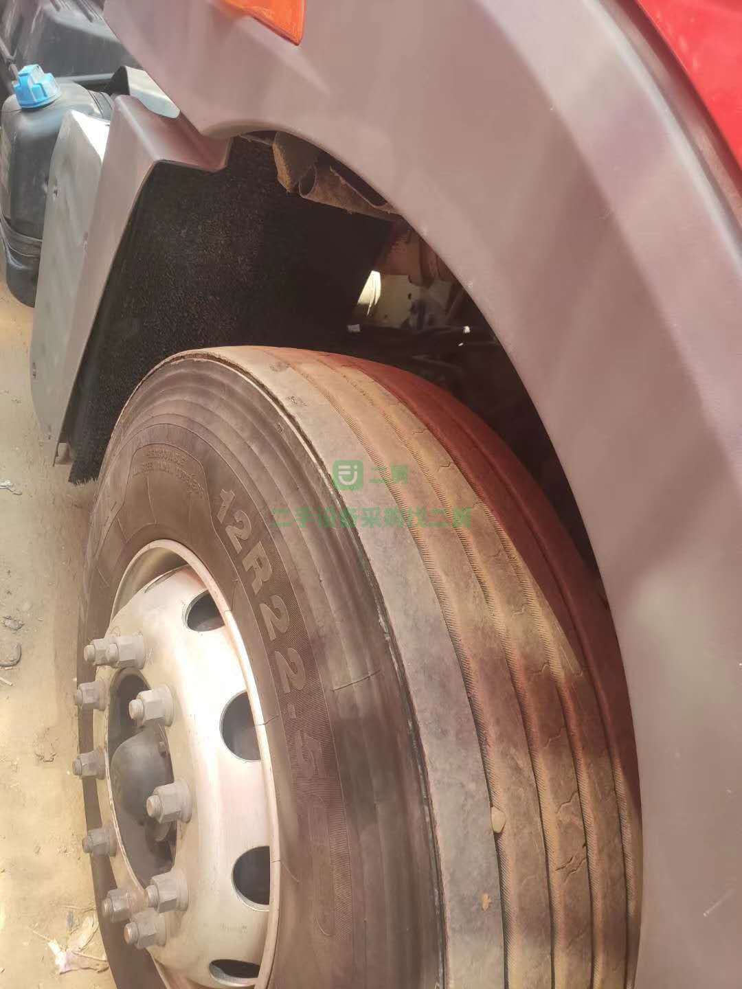 出售解放悍V400牽引車，帶11米掛車