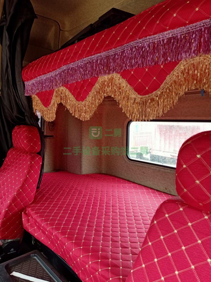出售18年牽引車陜汽重卡德龍X3000黃金版雙驅重體550馬力可分期付