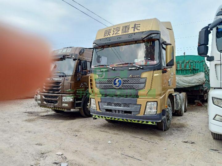 出售18年牽引車陜汽重卡德龍X3000黃金版雙驅重體550馬力可分期付