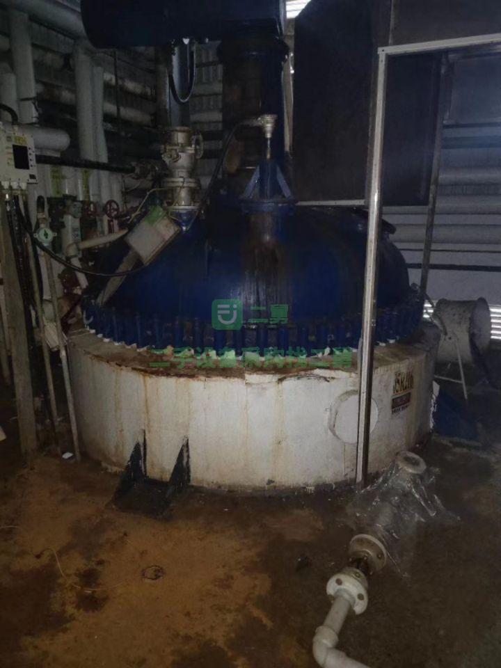 出售2噸搪瓷反應釜