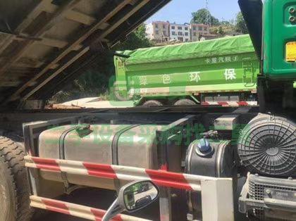 急售二手國(guó)五德龍新M3000后八輪自卸車 五米八大箱