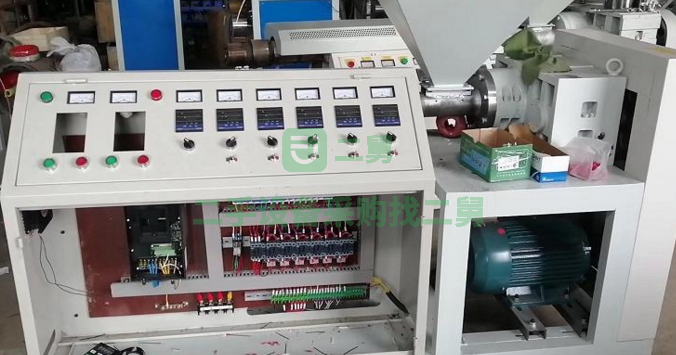 轉讓出售二手熔噴布擠出機頭 熔噴布機 熔噴布生產設備