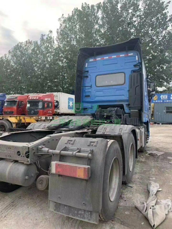 出售19年天龍旗艦520馬力牽引車，520馬力東風(fēng)康明斯發(fā)動(dòng)機(jī)，國五排放